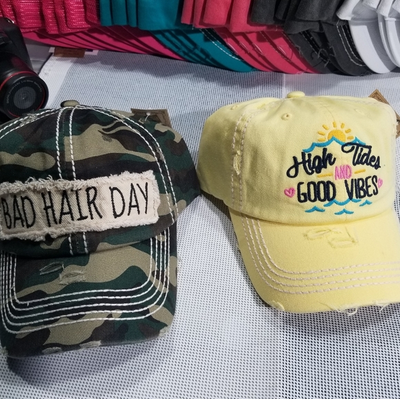 Bundle Vintage Style Hats Good Vibes and Bad Hair Day Design (2 pack) - Picture 7 of 7